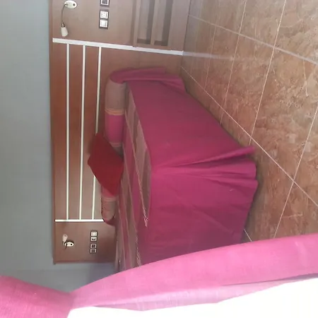 Hotel La Familia Gallo Rojo El Campello