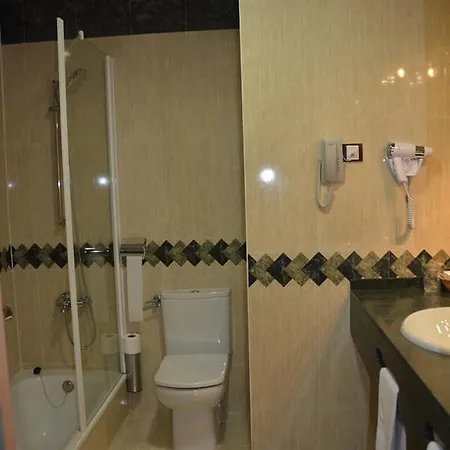 Hotel La Familia Gallo Rojo El Campello