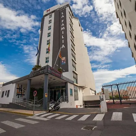 La Familia Gallo Rojo 4* El Campello